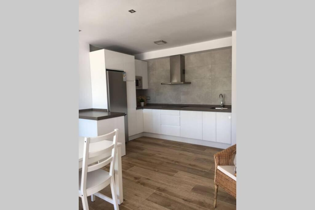 Apartamento A Estrenar En Un Lugar Emblematico Conil De La Frontera Ngoại thất bức ảnh